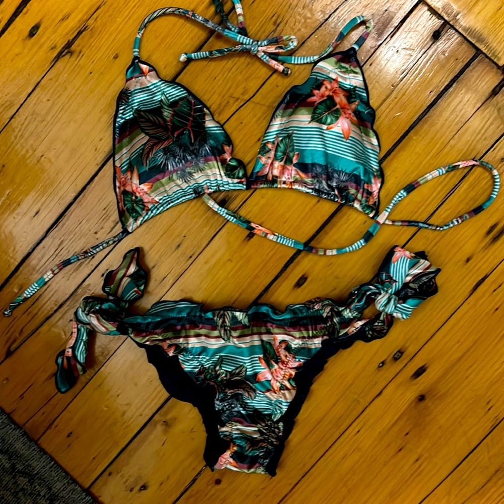 Ava Z retro velour bikini
